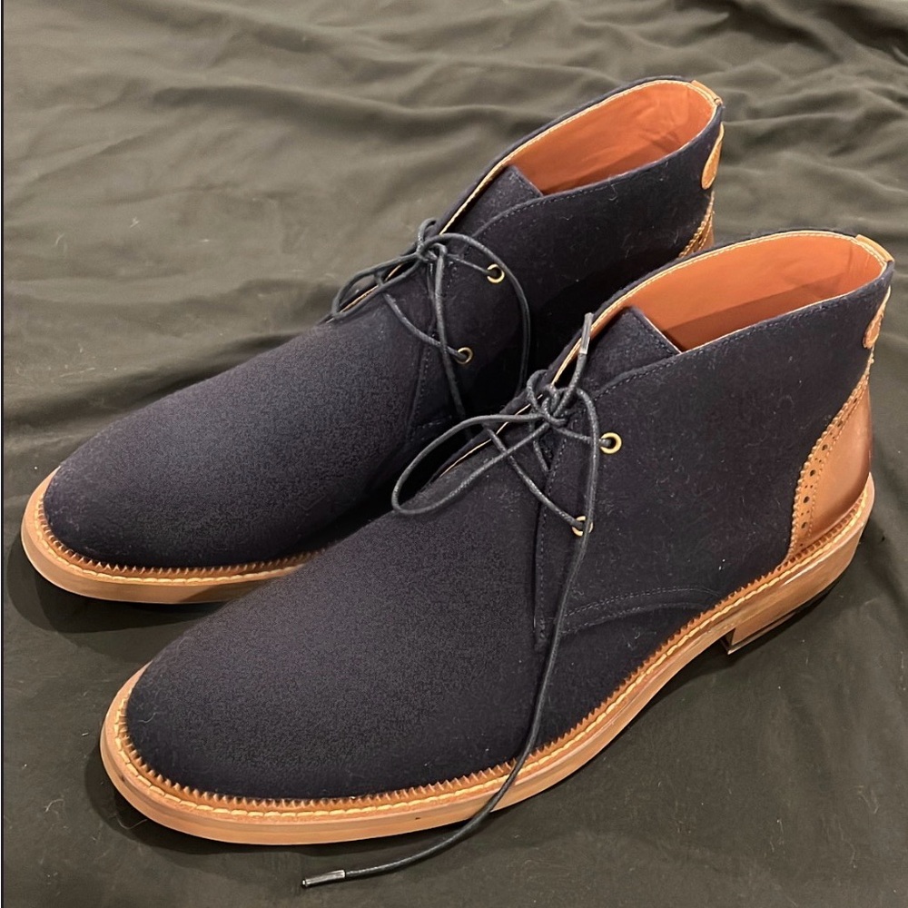 Men's Black and Tan Leather Ankle Boots